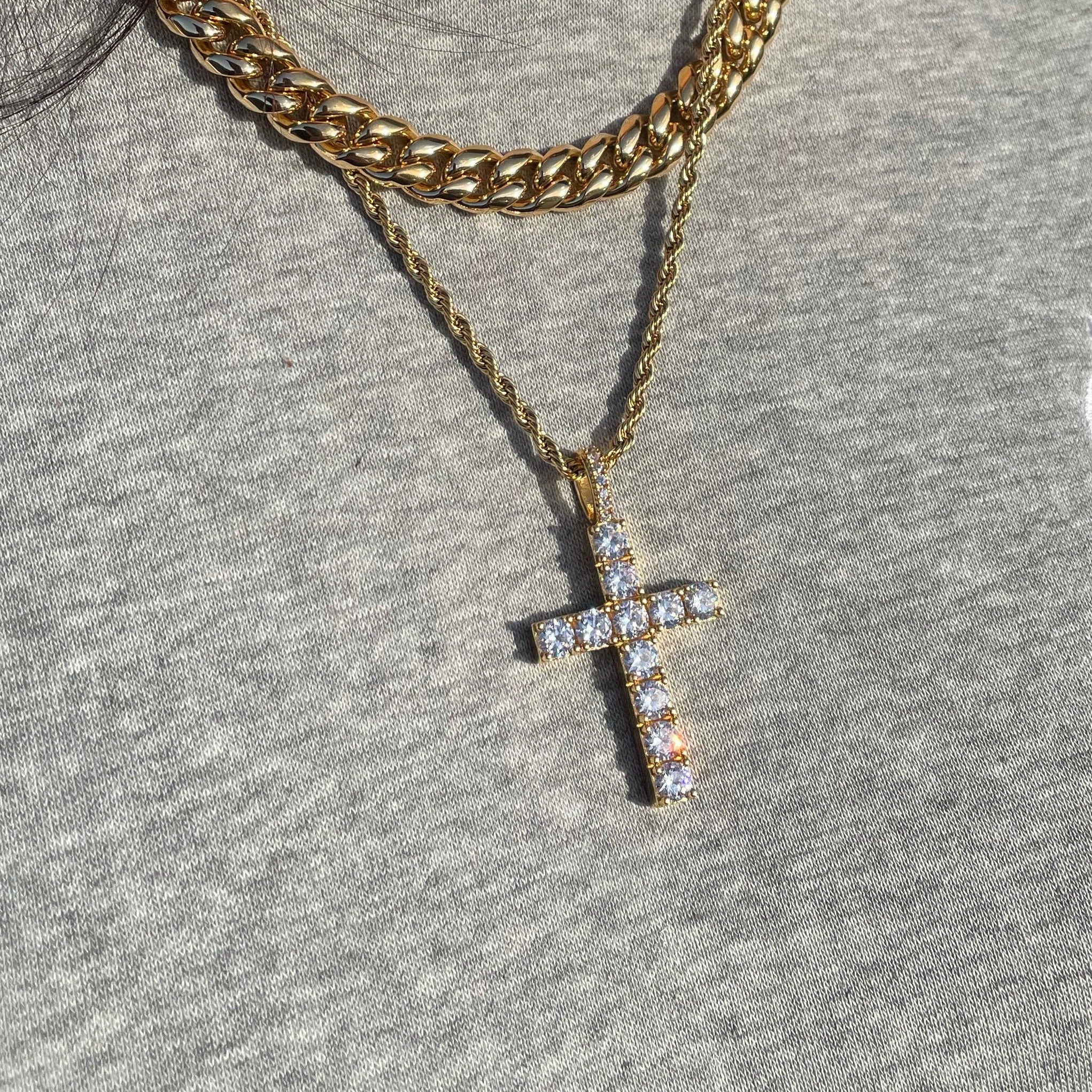 Cross Pendant outlets with Rope Chain